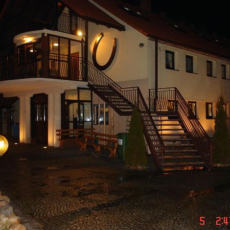 Podkowa Modliszow Villa Ngoại thất bức ảnh