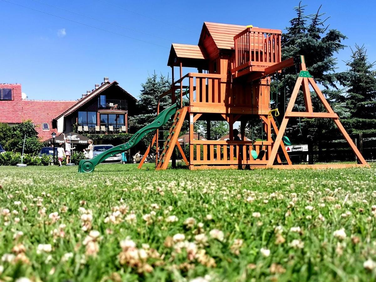 Podkowa Modliszow Villa Ngoại thất bức ảnh