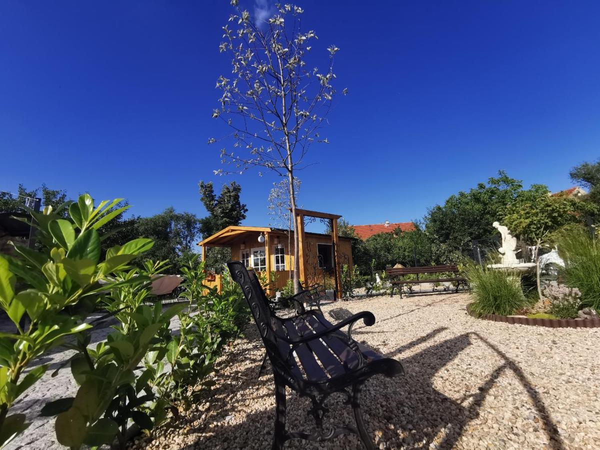 Podkowa Modliszow Villa Ngoại thất bức ảnh