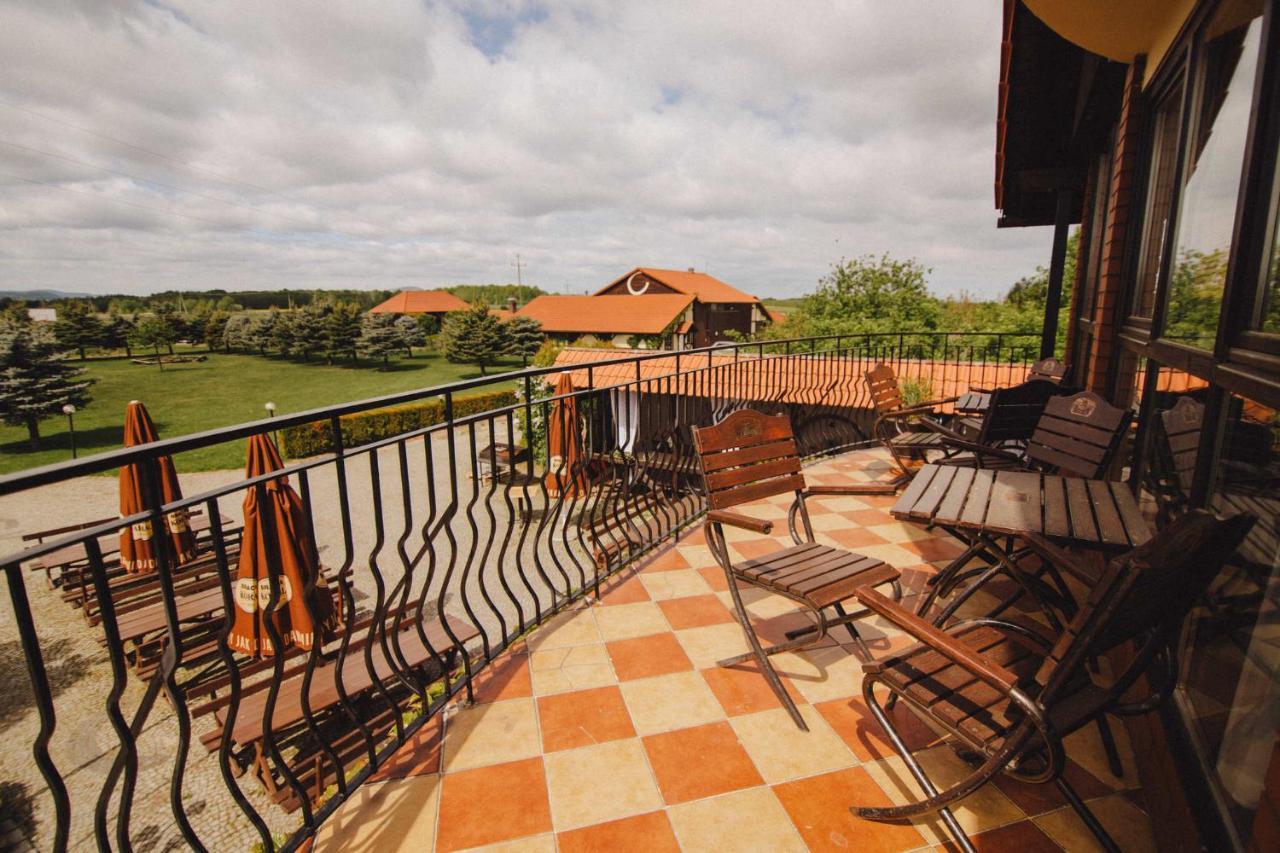Podkowa Modliszow Villa Ngoại thất bức ảnh