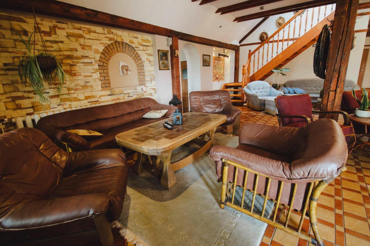 Podkowa Modliszow Villa Ngoại thất bức ảnh